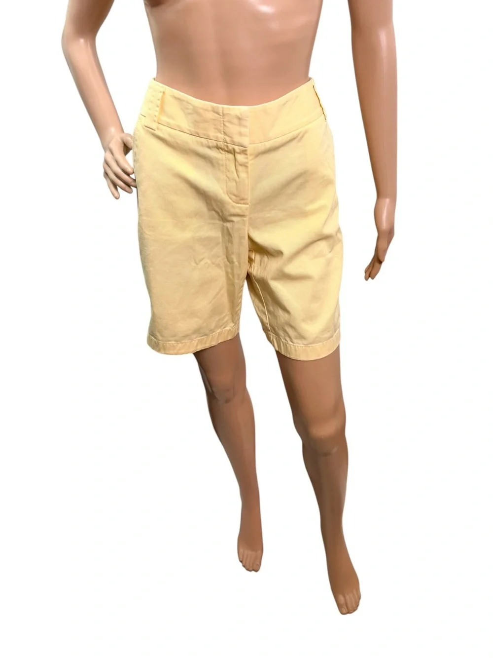 J Crew Women’s Size 6 Classic Twill City Fit Broken In Chinos Shorts Yellow